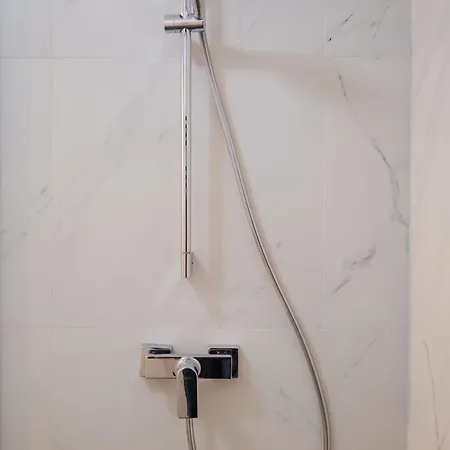 Brown I One Bedroom I One Cotroceni Park