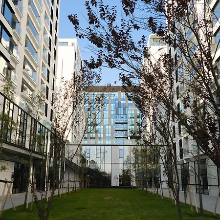 Brown I One Bedroom I One Cotroceni Park * Bucharest