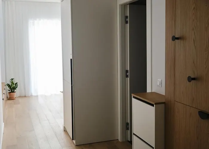 Brown I One Bedroom I One Cotroceni Park Бухарест