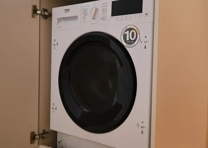 Brown I One Bedroom I One Cotroceni Park Lejlighed