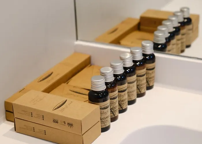 Brown I One Bedroom I One Cotroceni Park Апартаменти *