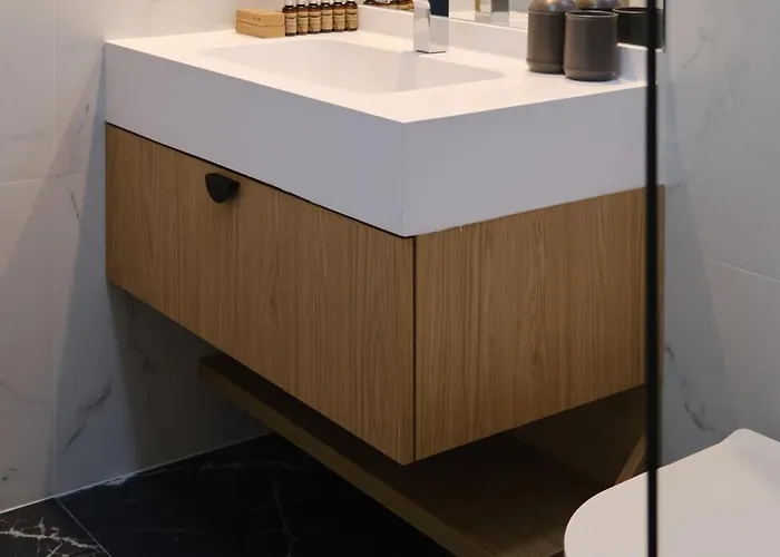 Brown I One Bedroom I One Cotroceni Park