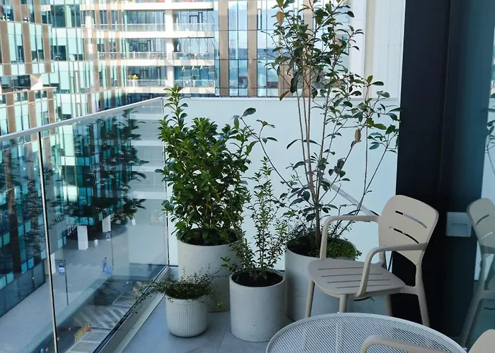 Brown I One Bedroom I One Cotroceni Park * Bukarest