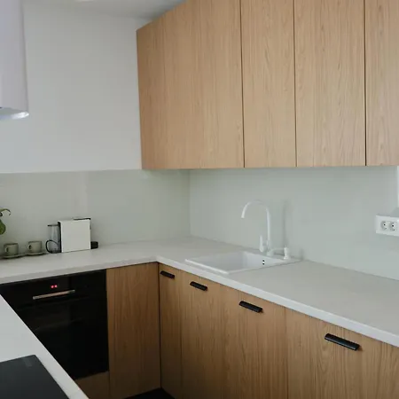Brown I One Bedroom I One Cotroceni Park 公寓