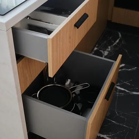 Brown I One Bedroom I One Cotroceni Park 布加勒斯特